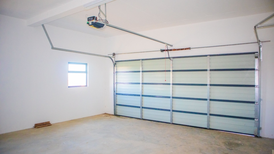 4 Bedroom Property for Sale in Kidds Beach Eastern Cape